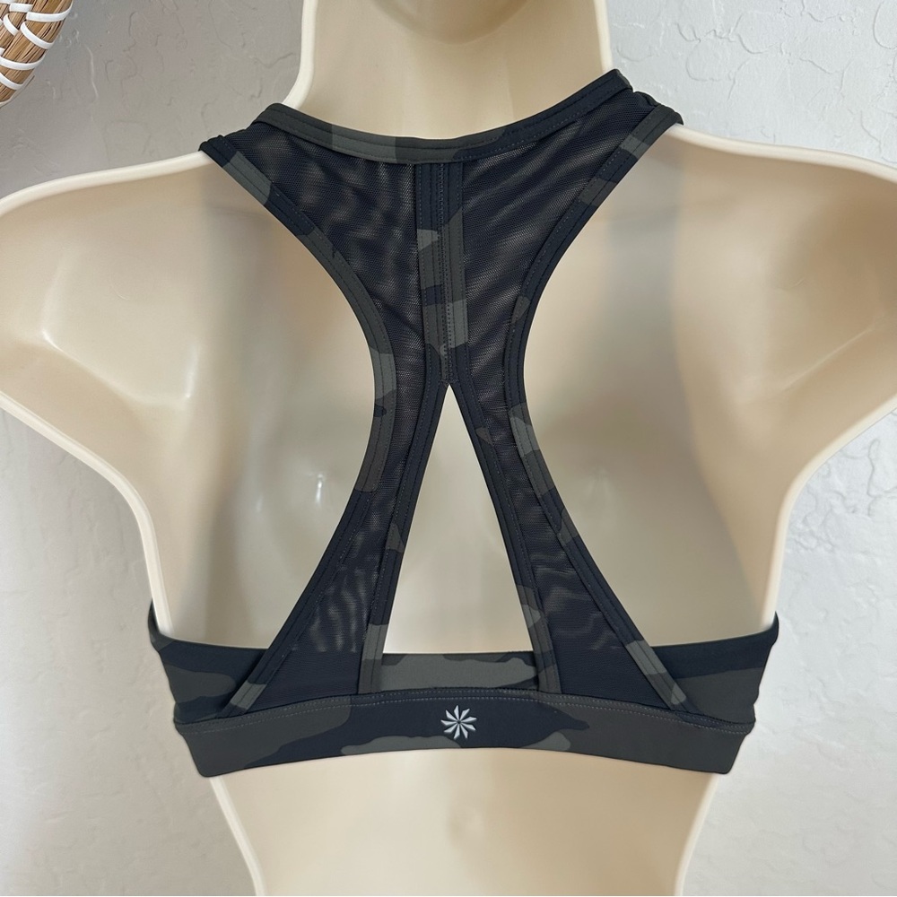 Athleta Interval Sports Bra in Dark Green Camo. Large - Picture 3 of 10